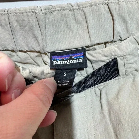 Patagonia Men’s hiking shorts - Picture 6 of 6